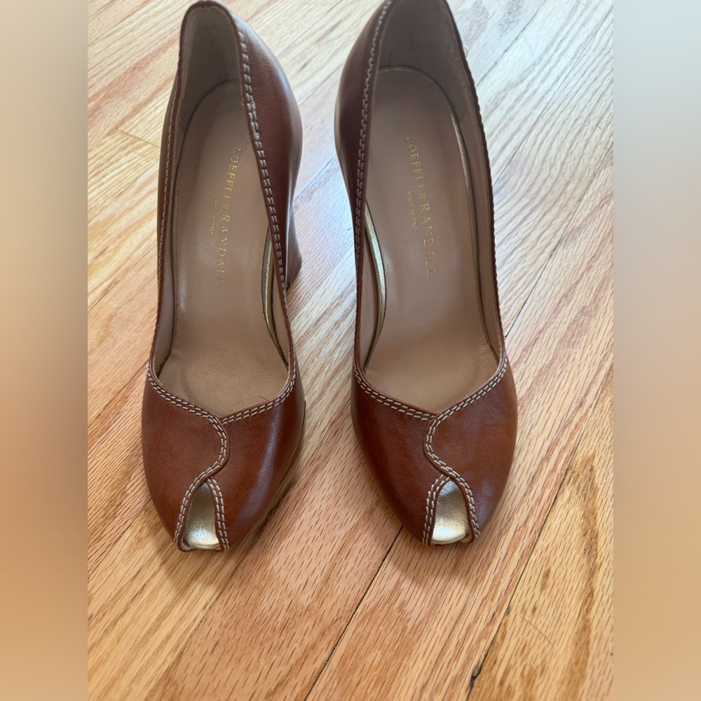 Size 5 Loeffler Randall leather wedges